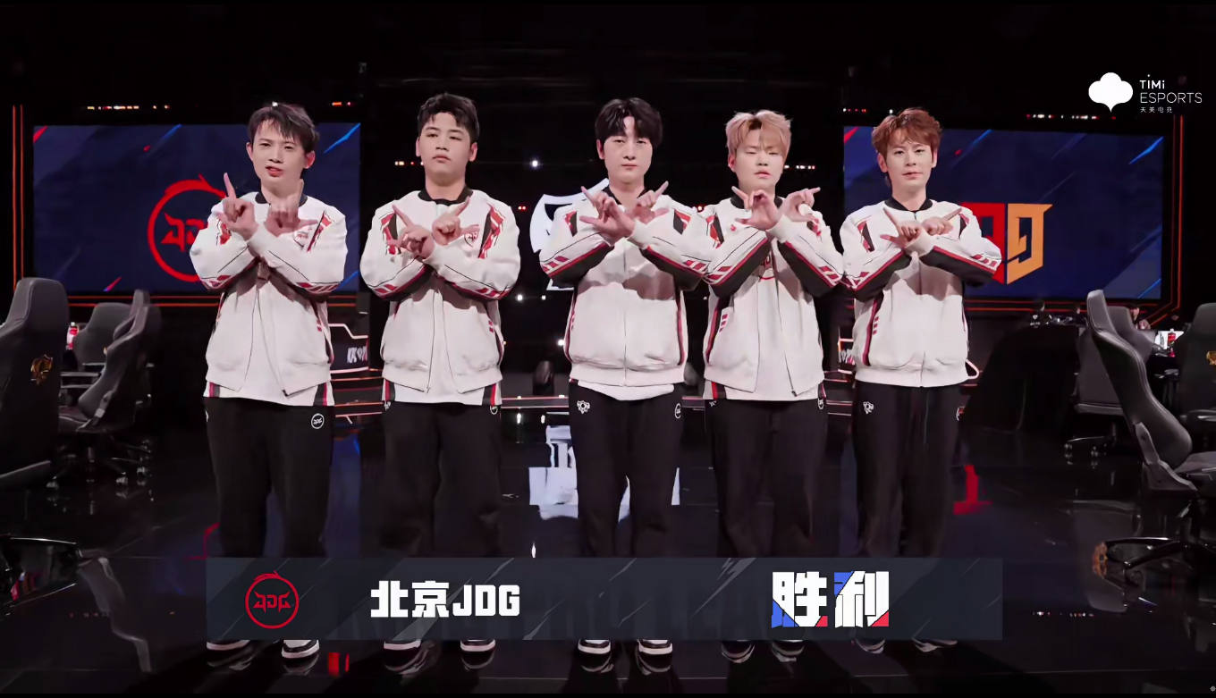 开云体育入口-包含JDG翻盘DRX，Meiko团战一打五激烈交锋入围赛，强势挺进下一轮的词条