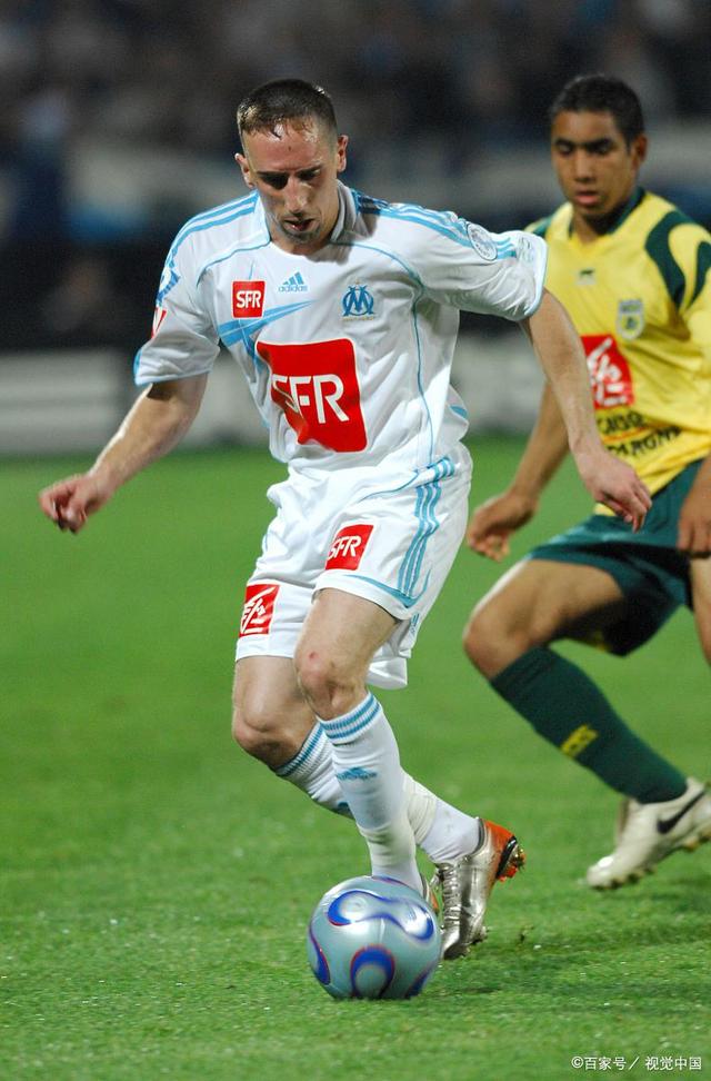 包含英格兰客场对阵蒙特内哥罗，谋取胜利机会的词条