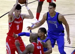 开云体育平台APP-火箭后卫受伤，季后赛前景雾里看花