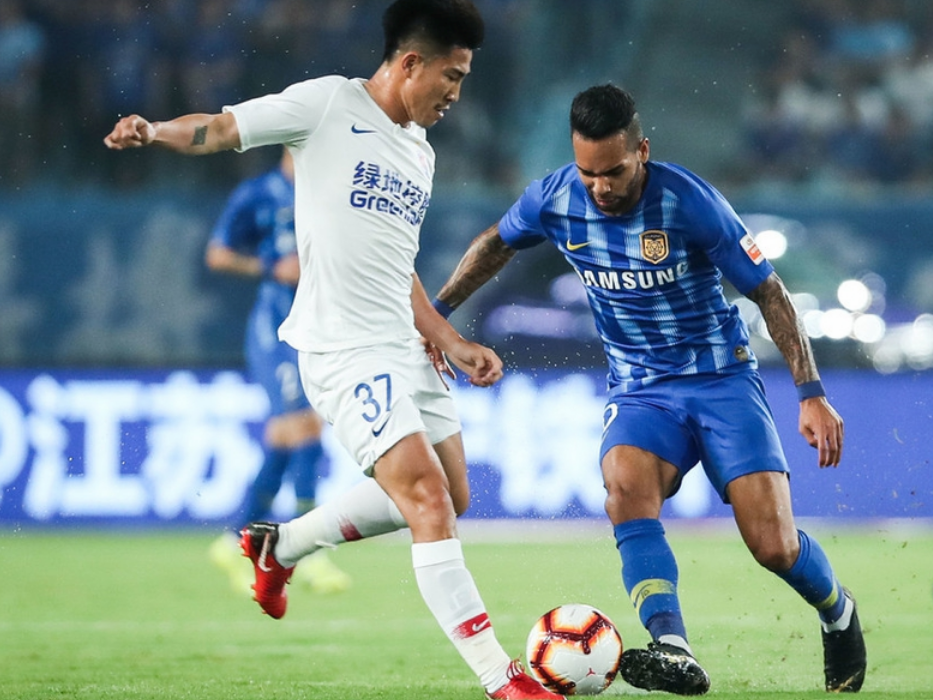 开云体育官方网站-诺里奇双方各有进球，保级任务艰巨