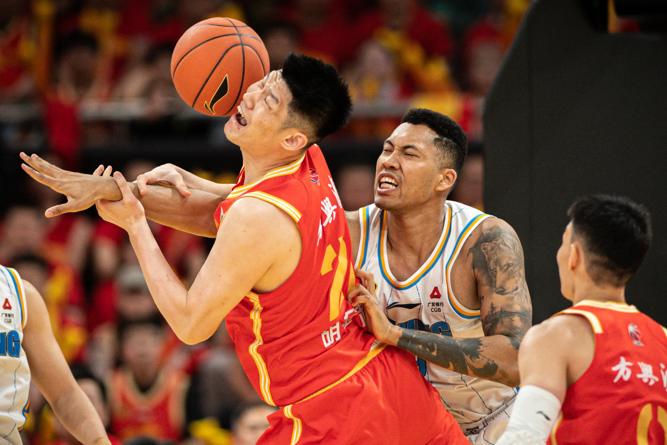 开云体育app-球队再创佳绩，以较大优势战胜对手继续领跑的简单介绍