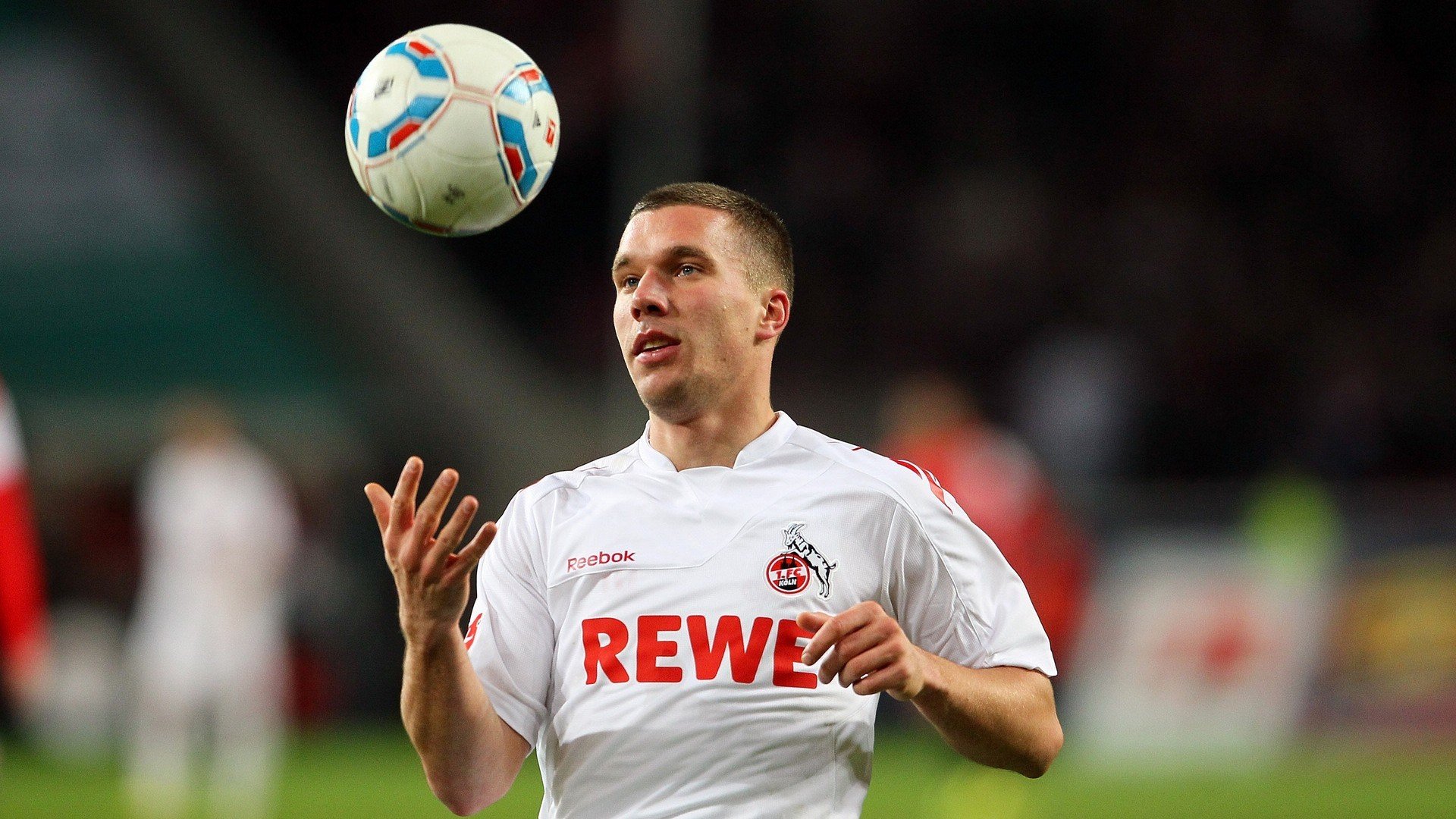 宿敌鏖战至终章,新星一剑定乾坤—记年度焦点之战马克西的绝杀之夜